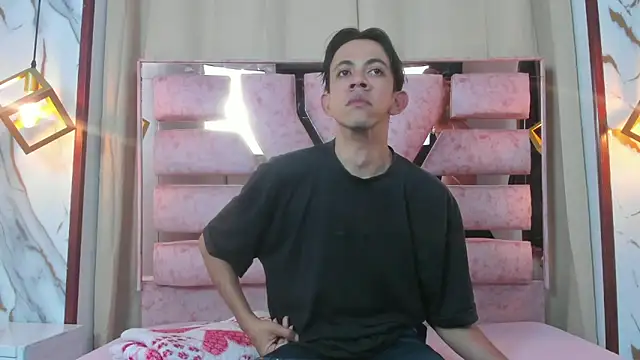 kameron and Nick online show from November 29, 2025, 8:23 pm