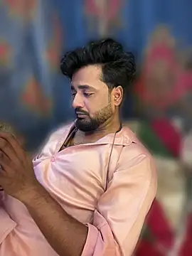 Munny6677 online show from April 25, 2026, 6:49 pm