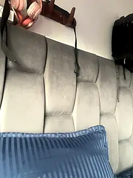 AllieYourGirl online show from October 12, 2025, 5:56 pm