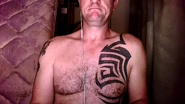 Yournaughty online show from November 6, 2025, 4:46 am