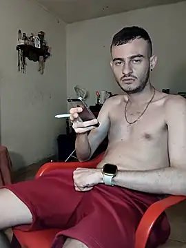 Snapshot of bigcockwhite777 chatting on September 30, 2025, 5:45 am bigcockwhite777 online show from September 30, 2025, 5:45 am