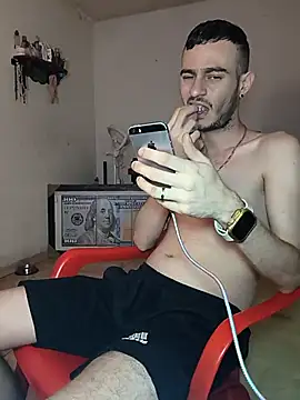 Snapshot of bigcockwhite777 chatting on October 4, 2025, 1:20 pm bigcockwhite777 online show from October 4, 2025, 1:20 pm