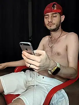 Snapshot of bigcockwhite777 chatting on November 8, 2025, 3:50 am bigcockwhite777 online show from November 8, 2025, 3:50 am