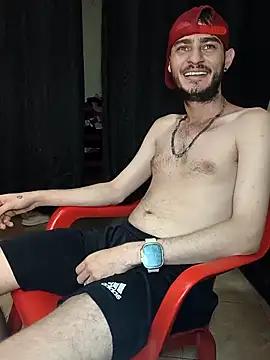 Snapshot of bigcockwhite777 chatting on November 15, 2025, 12:52 am bigcockwhite777 online show from November 15, 2025, 12:52 am