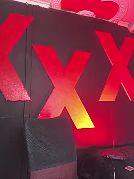 abrilbigcock online show from March 31, 2026, 12:12 am