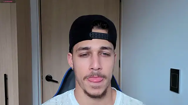 orionblaze69  online show from February 20, 2026, 8:31 pm