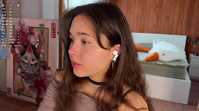 PlumyBun online show from April 11, 2026, 12:37 am