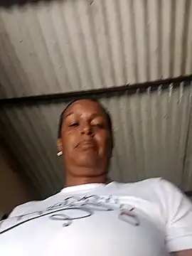 Snapshot of Fernanda30 chatting on January 18, 2026, 4:44 pm Fernanda30 online show from January 18, 2026, 4:44 pm