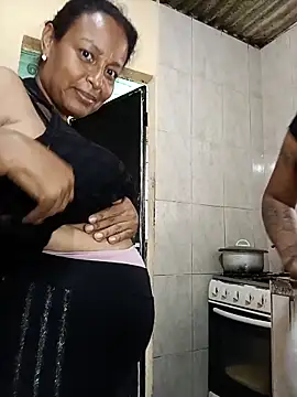 Snapshot of Fernanda30 chatting on January 31, 2026, 7:11 pm Fernanda30 online show from January 31, 2026, 7:11 pm