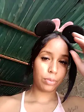 Snapshot of Fernanda30 chatting on February 13, 2026, 3:41 pm Fernanda30 online show from February 13, 2026, 3:41 pm