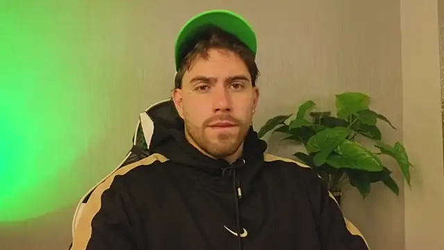 Ades Lowe online show from December 18, 2025, 11:16 am