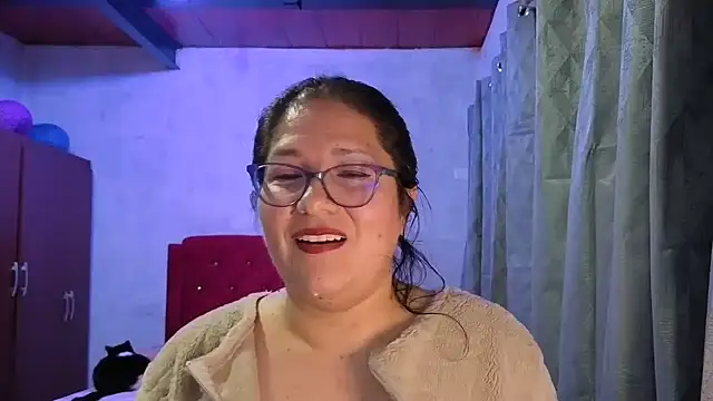 scarlett widow  online show from February 7, 2026, 5:55 am