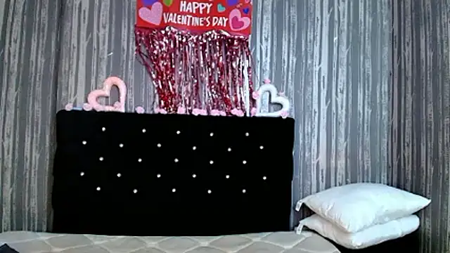 Alicee Moonn online show from February 12, 2026, 8:04 pm