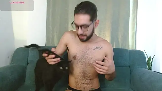 Snapshot of ReyPablo1 chatting on October 5, 2025, 3:43 pm ReyPablo1 online show from October 5, 2025, 3:43 pm