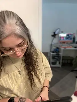 Snapshot of Alix_Valentine chatting on January 13, 2026, 5:51 pm Alix Valentine online show from January 13, 2026, 5:51 pm