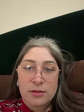 Snapshot of Alix_Valentine chatting on February 15, 2026, 7:21 pm Alix Valentine online show from February 15, 2026, 7:21 pm