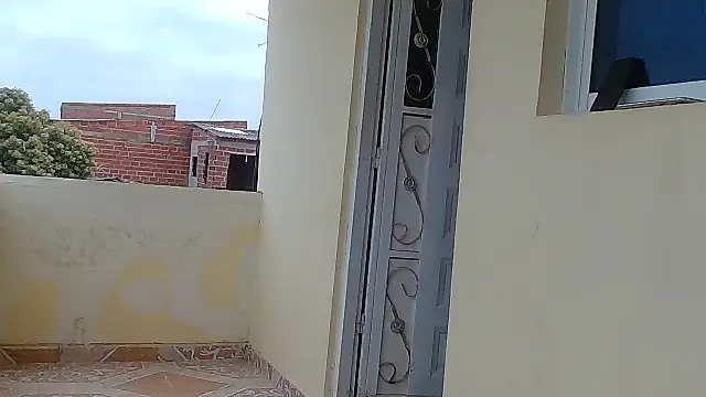 Unique X perience online show from April 11, 2026, 4:11 pm