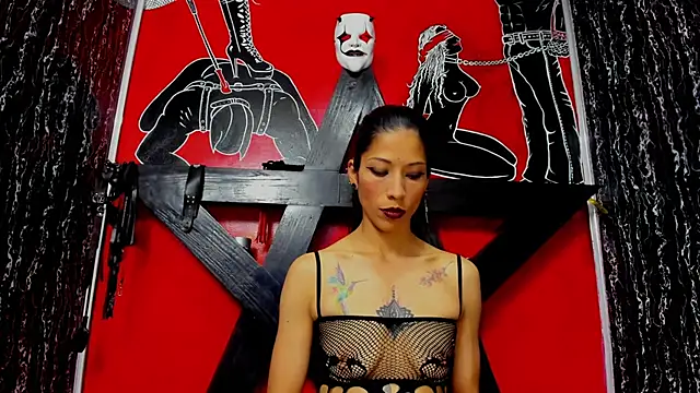 Snapshot of damian_and_tiana chatting on February 17, 2026, 4:42 am damian and tiana online show from February 17, 2026, 4:42 am