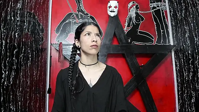 Snapshot of damian_and_tiana chatting on February 20, 2026, 5:15 am damian and tiana online show from February 20, 2026, 5:15 am