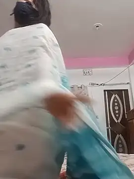 Snapshot of Farihasultana@xh chatting on November 1, 2025, 9:39 pm Farihasultanaxh online show from November 1, 2025, 9:39 pm