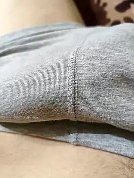 Snapshot of andrei232342 chatting on October 28, 2025, 6:43 pm andrei232342 online show from October 28, 2025, 6:43 pm