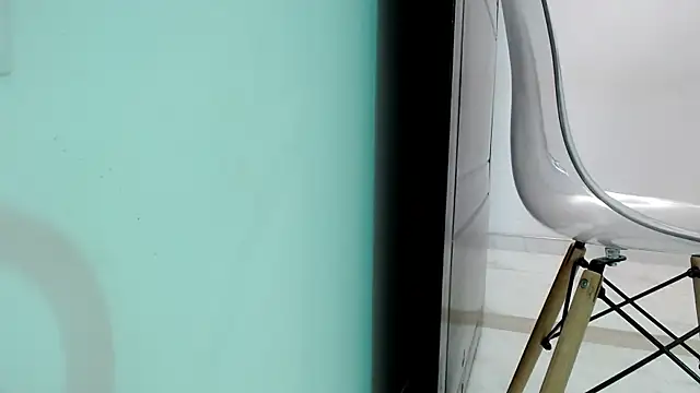 eladyrous98 online show from November 22, 2025, 7:51 am