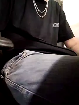 Snapshot of Purplex420 chatting on September 17, 2025, 7:37 pm Purplex420 online show from September 17, 2025, 7:37 pm