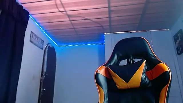 Abbiprada online show from September 30, 2025, 7:19 pm