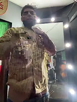 Snapshot of crazybarber69 chatting on January 12, 2026, 6:18 am crazybarber69 online show from January 12, 2026, 6:18 am