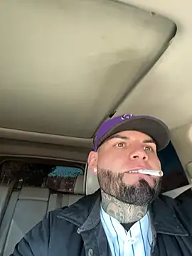 Snapshot of crazybarber69 chatting on January 17, 2026, 5:16 pm crazybarber69 online show from January 17, 2026, 5:16 pm