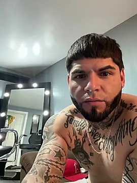 Snapshot of crazybarber69 chatting on February 8, 2026, 3:48 pm crazybarber69 online show from February 8, 2026, 3:48 pm