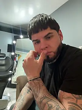 Snapshot of crazybarber69 chatting on February 10, 2026, 6:56 pm crazybarber69 online show from February 10, 2026, 6:56 pm