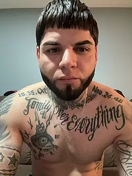 Snapshot of crazybarber69 chatting on February 11, 2026, 3:39 pm crazybarber69 online show from February 11, 2026, 3:39 pm