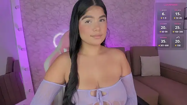 Kendall Jonss1 online show from November 13, 2025, 10:36 am