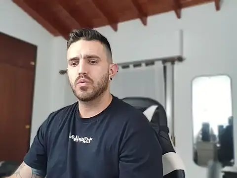 xfeegoox online show from September 18, 2025, 10:01 pm