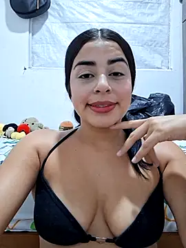 channell0 online show from April 12, 2026, 5:01 am