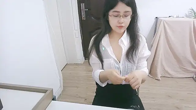 98bunny online show from April 13, 2026, 2:28 am