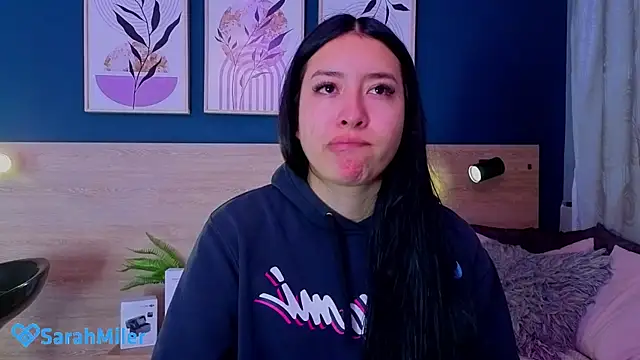 SarahMiler  online show from April 3, 2026, 1:53 pm