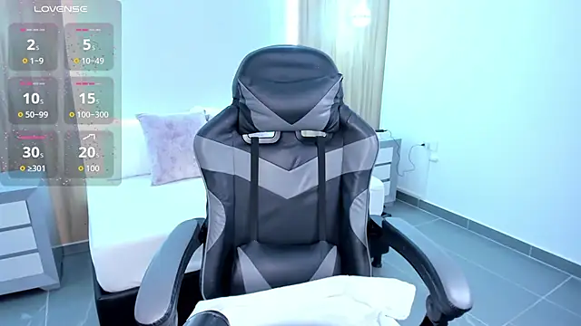 megara x  online show from October 11, 2025, 2:11 am