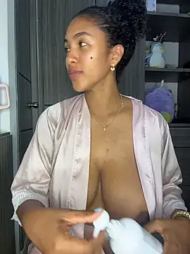 Mia sweet80 online show from October 15, 2025, 2:55 am