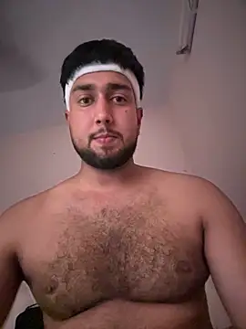 Snapshot of aka_big chatting on November 4, 2025, 6:12 am aka big online show from November 4, 2025, 6:12 am