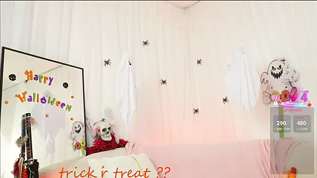 Snapshot of nyralux chatting on October 9, 2025, 6:55 am nyralux online show from October 9, 2025, 6:55 am