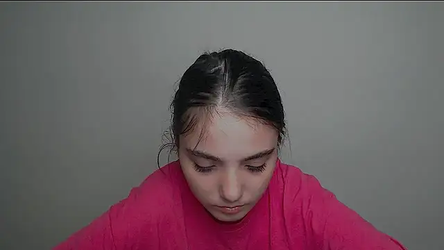 Snapshot of Sun_Shine__ chatting on October 1, 2025, 6:47 pm Sun Shine   online show from October 1, 2025, 6:47 pm
