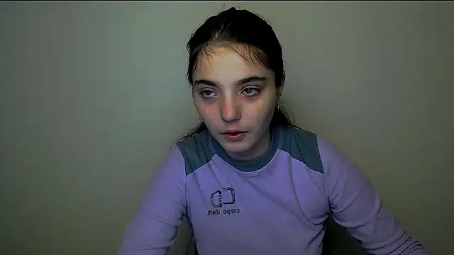 Snapshot of Sun_Shine__ chatting on October 24, 2025, 9:33 pm Sun Shine   online show from October 24, 2025, 9:33 pm