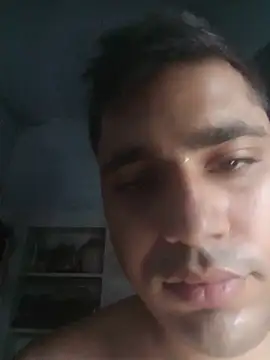 Desirock001 online show from July 15, 2026, 2:17 am