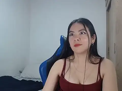 EloiseJun online show from September 30, 2025, 1:10 am