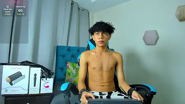 Snapshot of _taylor_black chatting on September 11, 2025, 12:44 am taylor black online show from September 11, 2025, 12:44 am