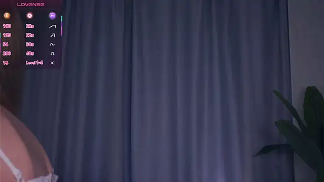 VeronaBench online show from November 2, 2025, 6:27 am