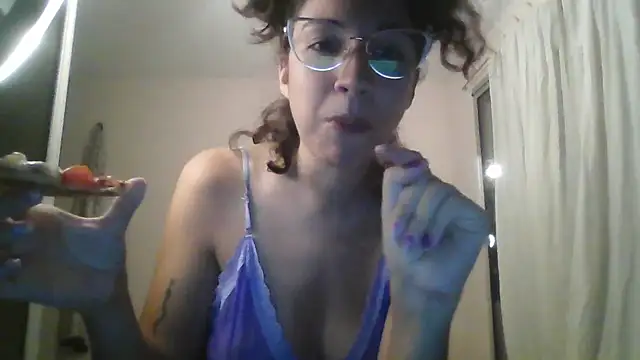 loliporomero online show from February 6, 2026, 12:04 am