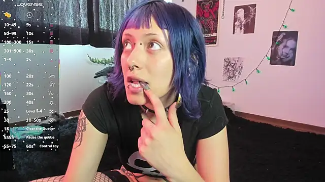 kattusauruss online show from October 4, 2025, 1:31 pm